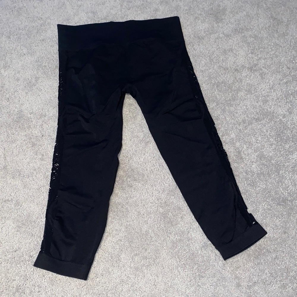 Cut out leggings